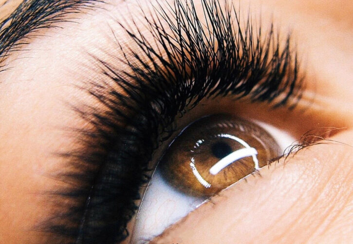 Extensión de Pestañas con el sistema «Uno a Uno»